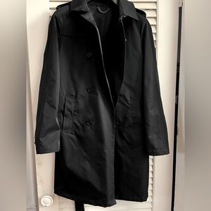 Classic Trench w/Belt - Very Sharp
